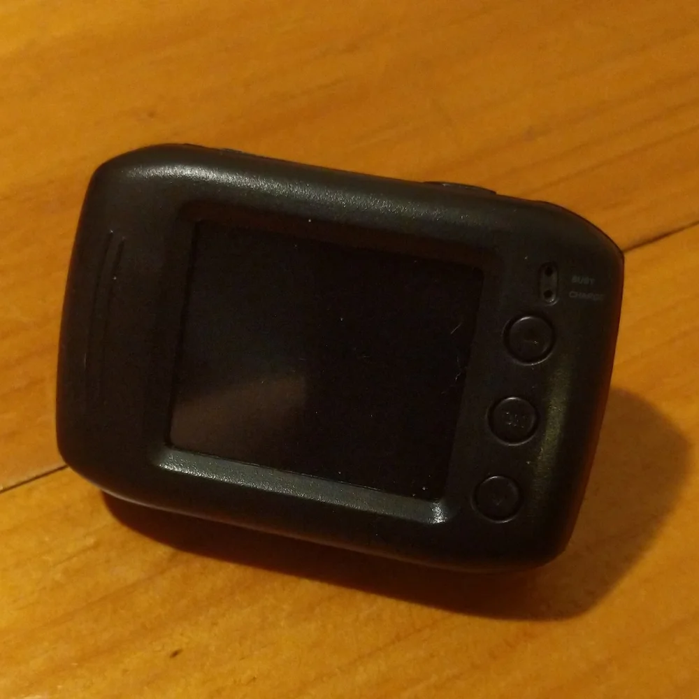 Emerson HD action cam digital video with 32 GB sundisc memory card bundle